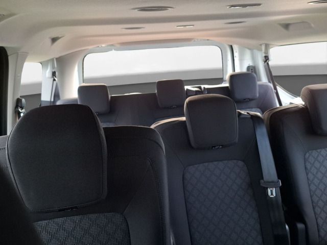 Volkswagen T7 Kombi 9-Sitzer Kurz Klima Ganzjahresreifen foto 12