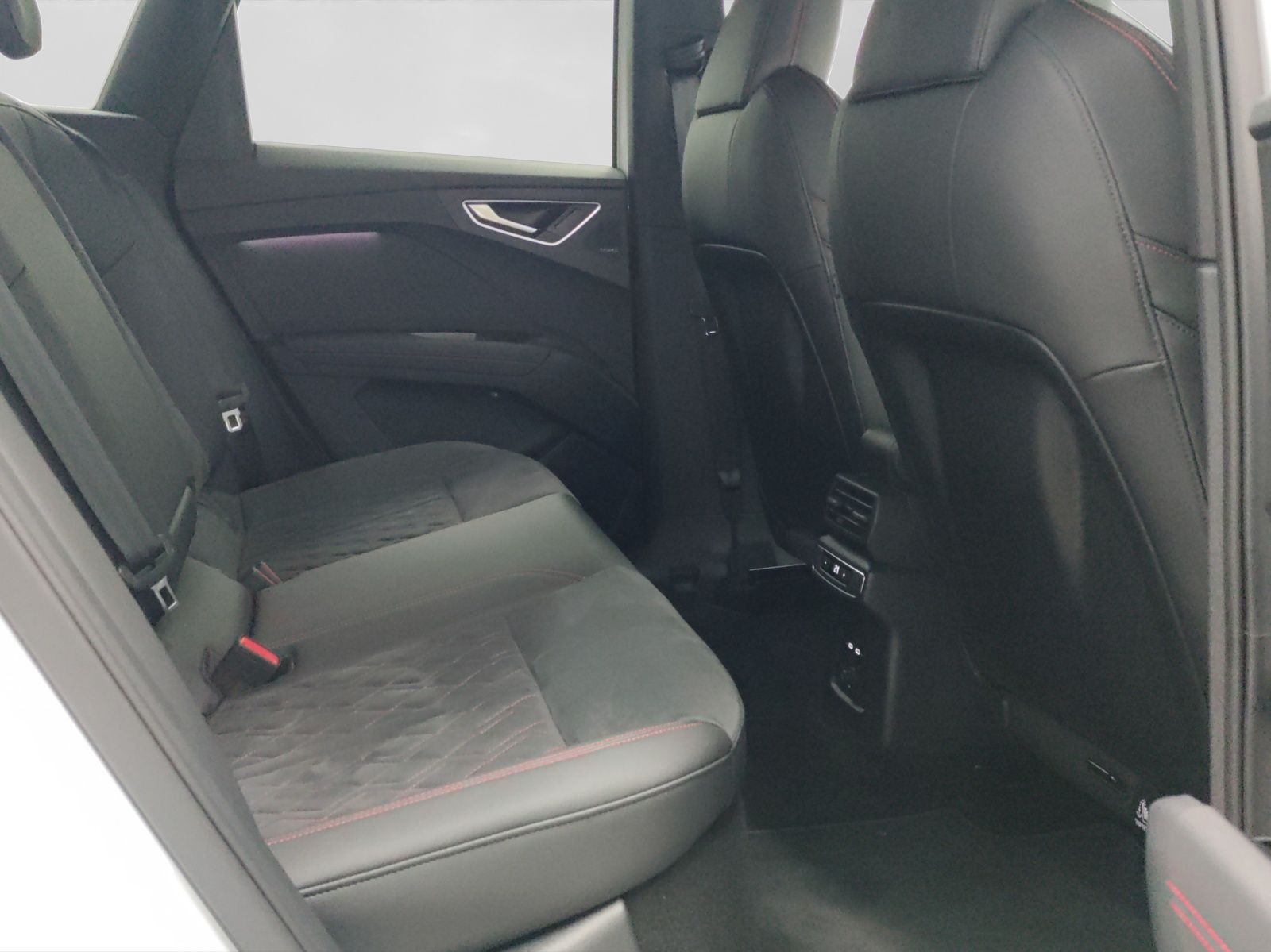 Audi Q4 e-tron 40 S LINE LM21 AHK WÄRMEPUMPE MATRIX foto 6
