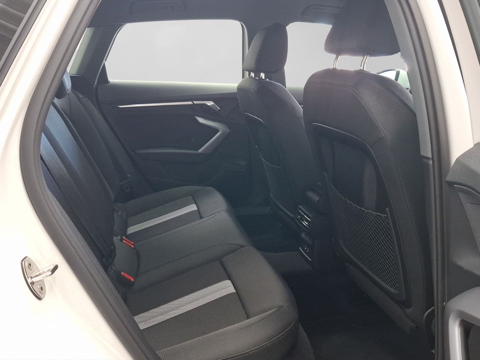Audi A3 Sportback 35 TDI ADVANCED LM17 NAVI+ KAMERA S foto 6