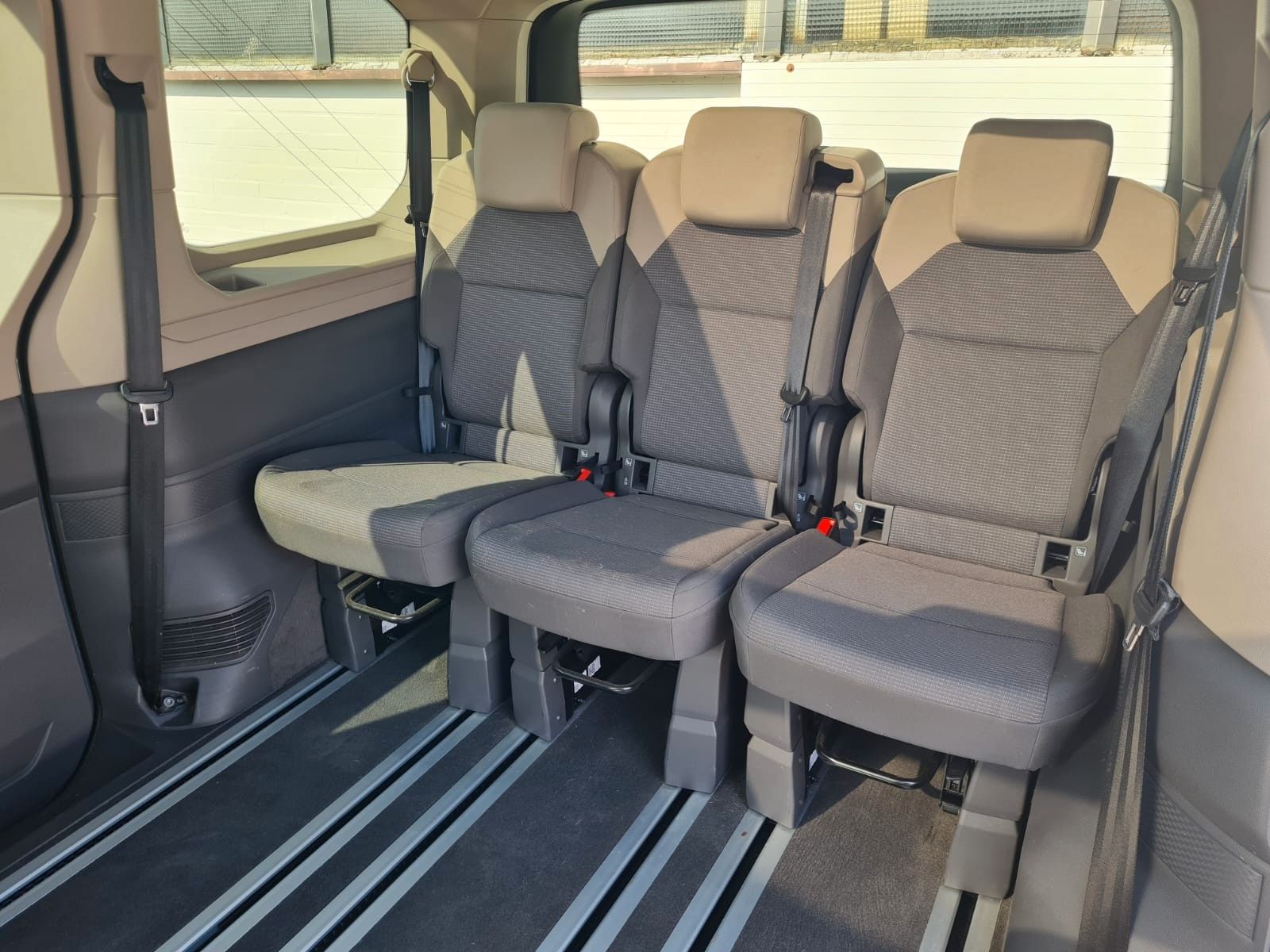 Volkswagen Multivan 2.0 TDI *Pano*Matrix* foto 11