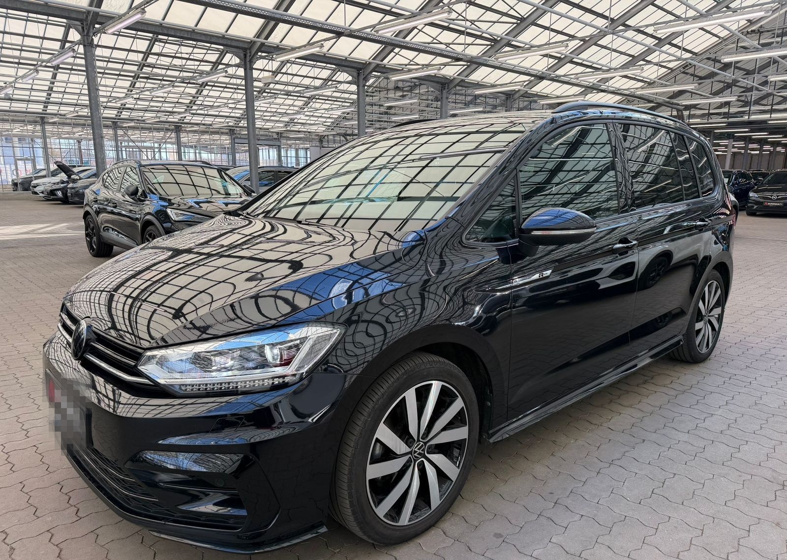 Volkswagen Touran 1.5 TSI Highline  DSG|LED|AHK|ACC|Kamera foto 3