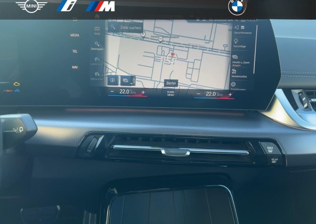 BMW 223 Active Tourer i M Sport HUD Park-Assistent foto 11