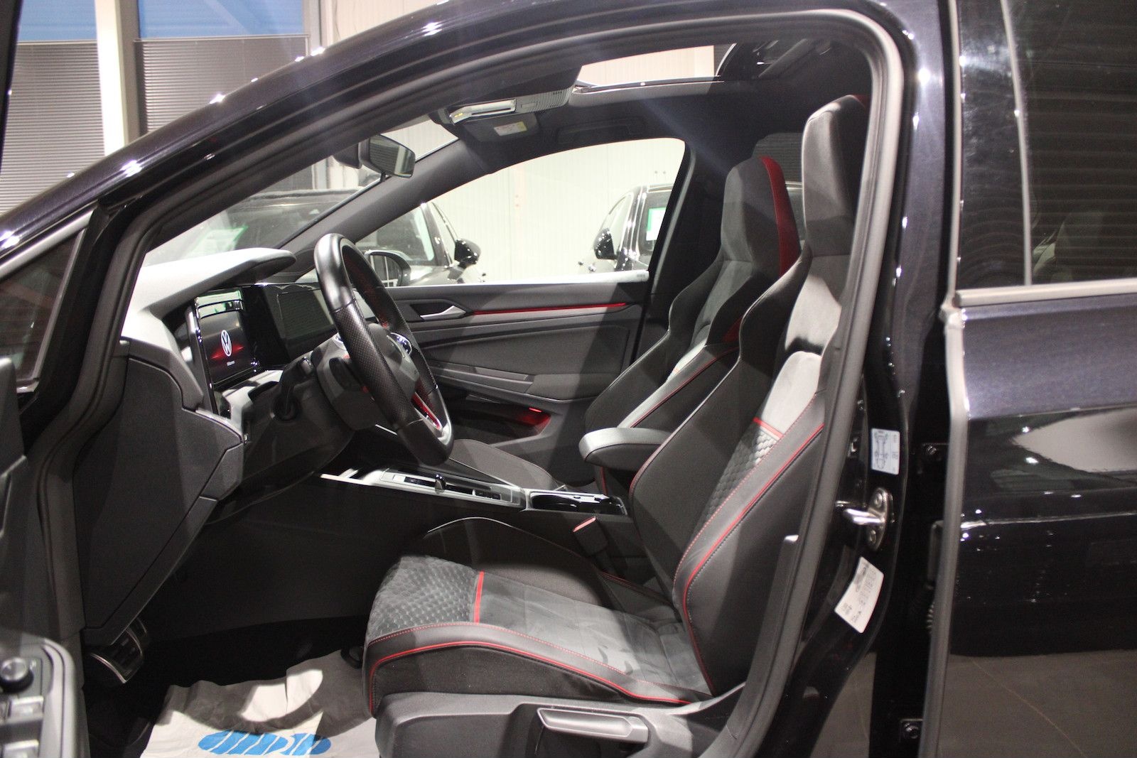 Volkswagen Golf GTI Clubsport MATRIX*PANO*SHZ*NAVI*VIRT* foto 7