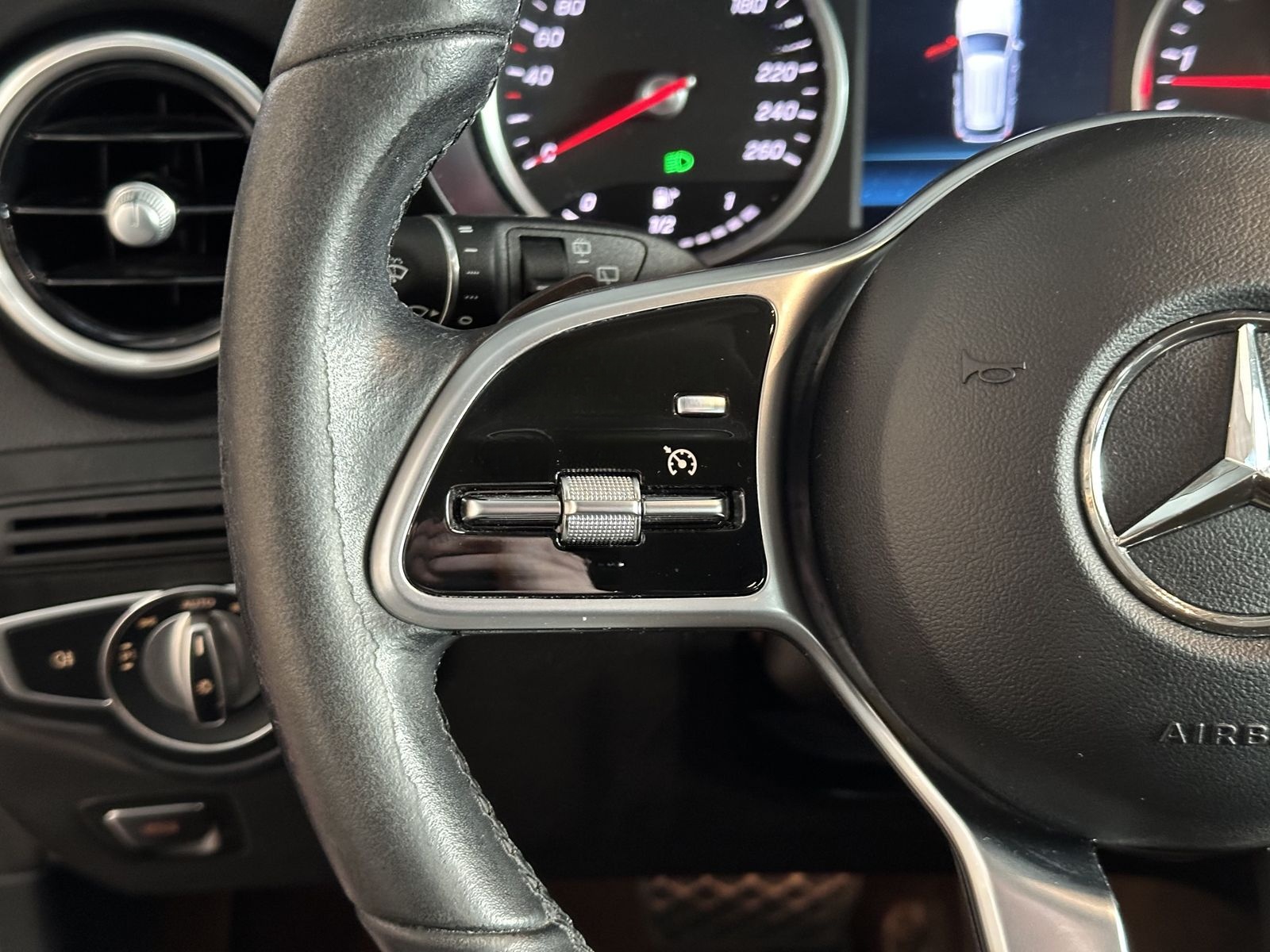 Mercedes-Benz GLC 200 d*4Matic*LED*SHZ*Navi*AHK*Tempomat*MBUX* foto 17