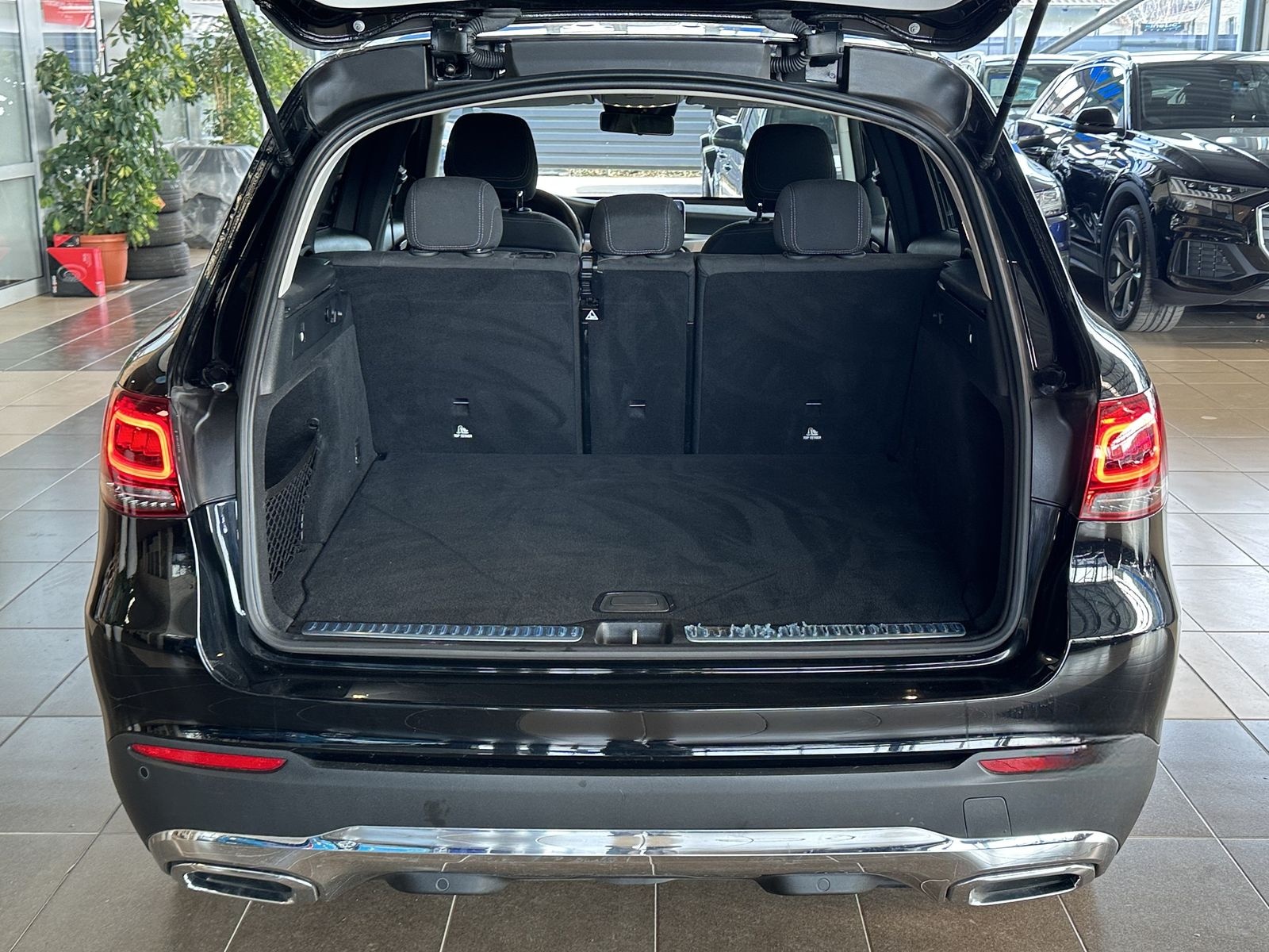 Mercedes-Benz GLC 200 d*4Matic*LED*SHZ*Navi*AHK*Tempomat*MBUX* foto 6