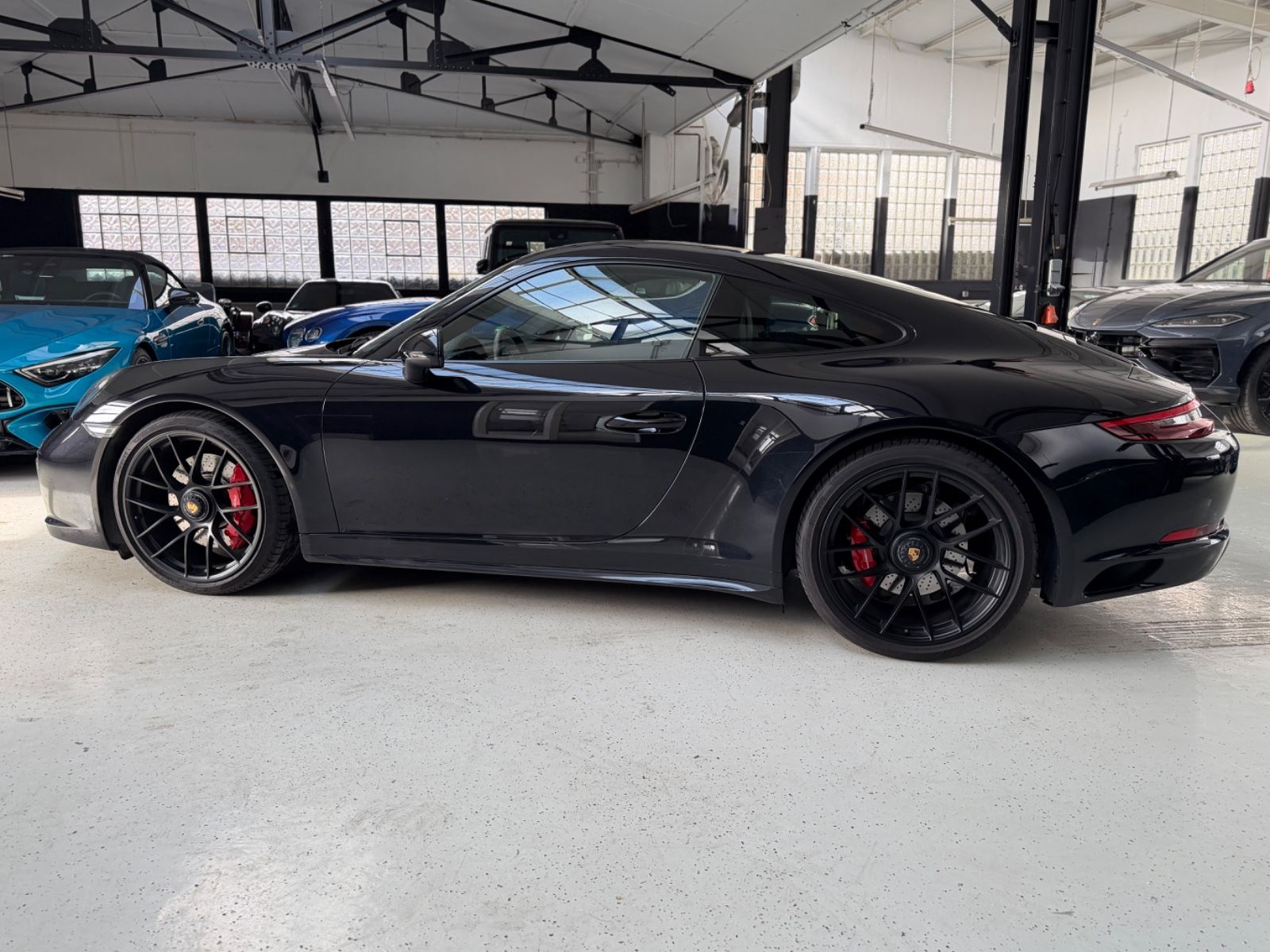 Porsche 911 Carrera 4 GTS/RFK/CarPlay/DynamicLight/DAB+ foto 3