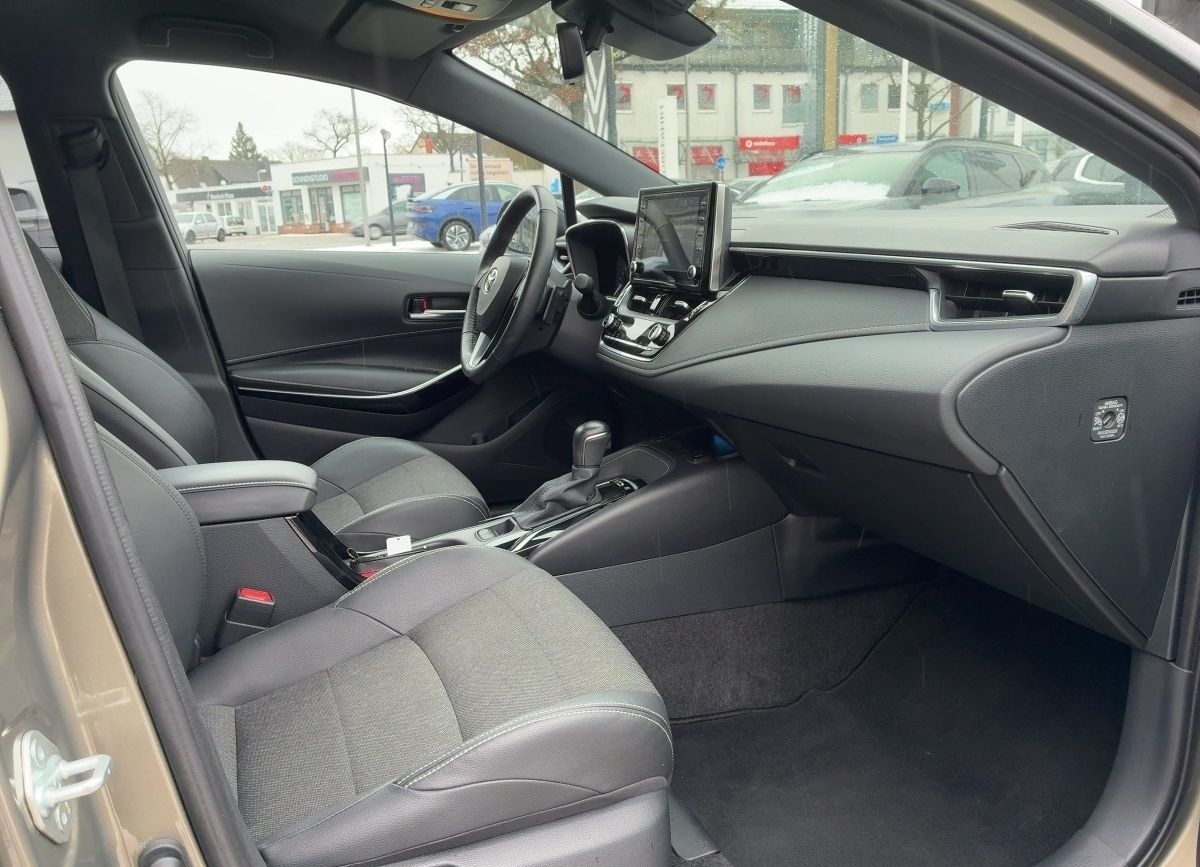 Toyota Corolla Touring Sports 2.0 Hybrid Comfort Autom. foto 11