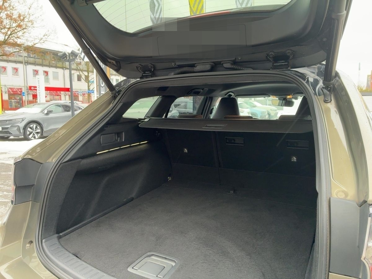 Toyota Corolla Touring Sports 2.0 Hybrid Comfort Autom. foto 13