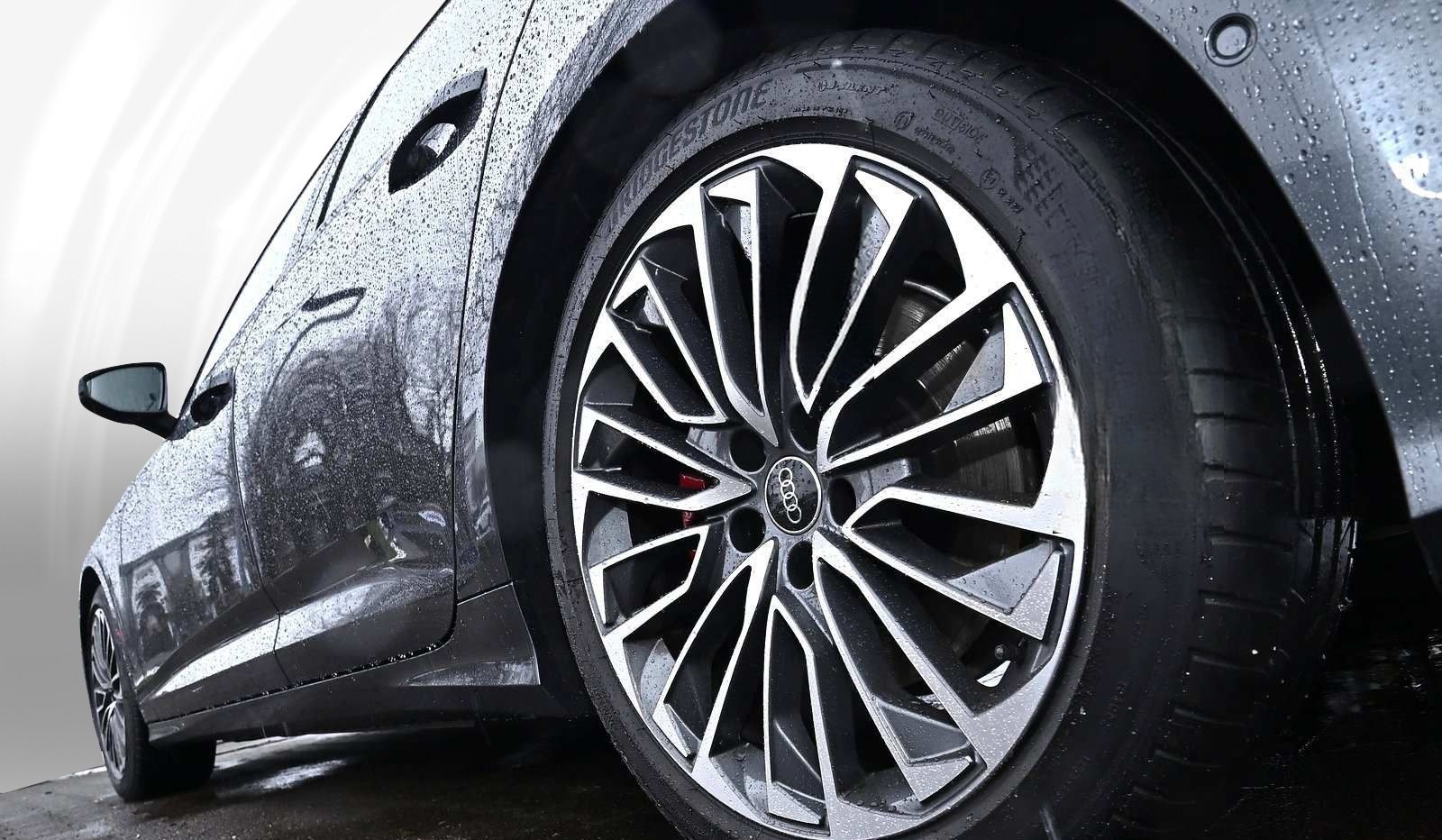 Audi A6 Avant 55 TFSI e qu. S line Pano HD-Matrix HUD foto 5