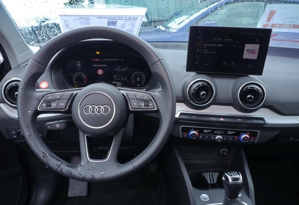 Audi Q2 30 TFSI advanced AHK GRA Matrix RüKa Sitzh. foto 4