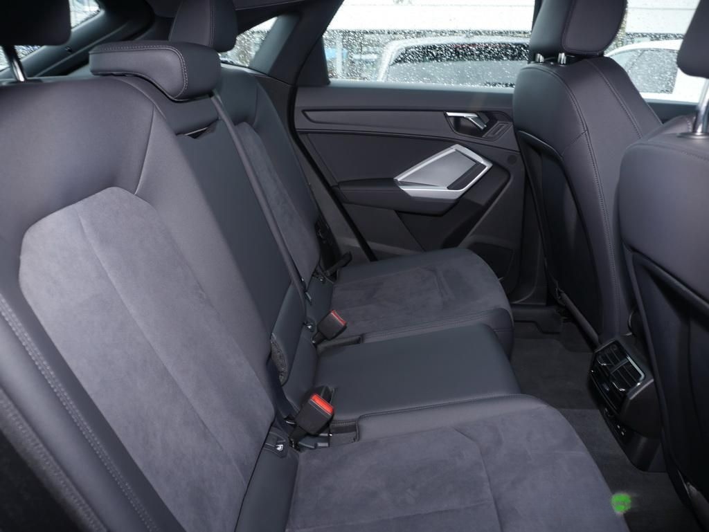 Audi Q3 Sportback 35 TDI S line Ext. ACC Navi RüKa foto 7