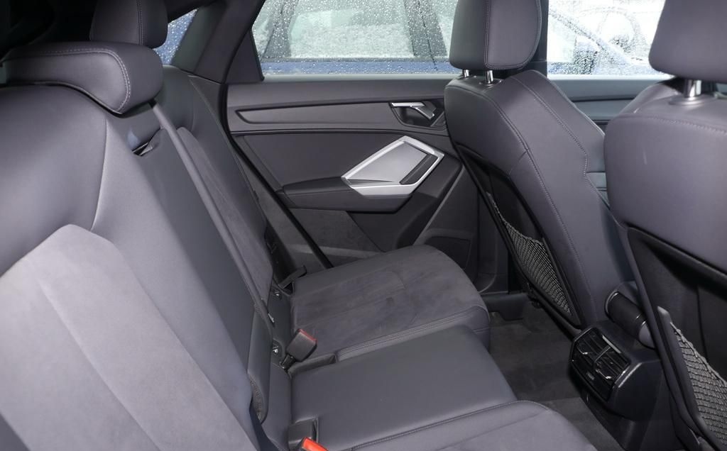 Audi Q3 Sportback 35 TFSI S line Ext. AHK Navi RüKa foto 7