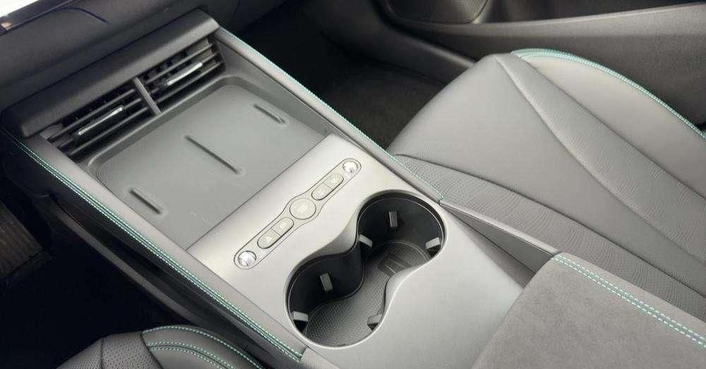 BYD  DM-i PHEV Touring Boost Alu KA LED Link NAV NBA foto 16