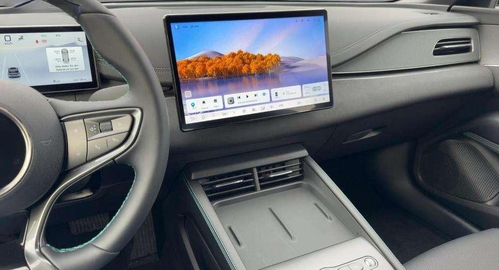BYD  DM-i PHEV Touring Boost Alu KA LED Link NAV NBA foto 19