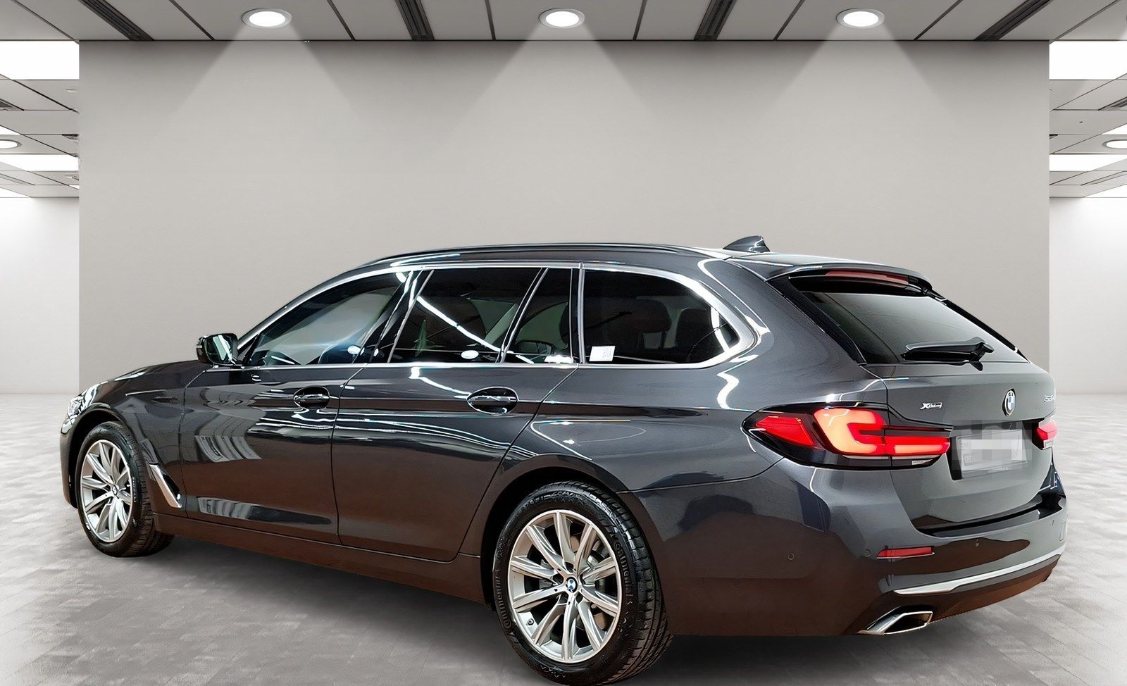 BMW 520d xDrive Touring AHK Driv.Assist.Prof Kamera foto 2