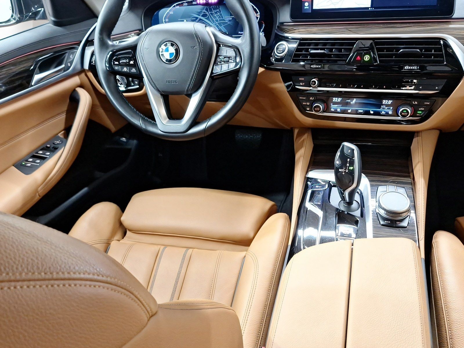 BMW 520d xDrive Touring AHK Driv.Assist.Prof Kamera foto 14