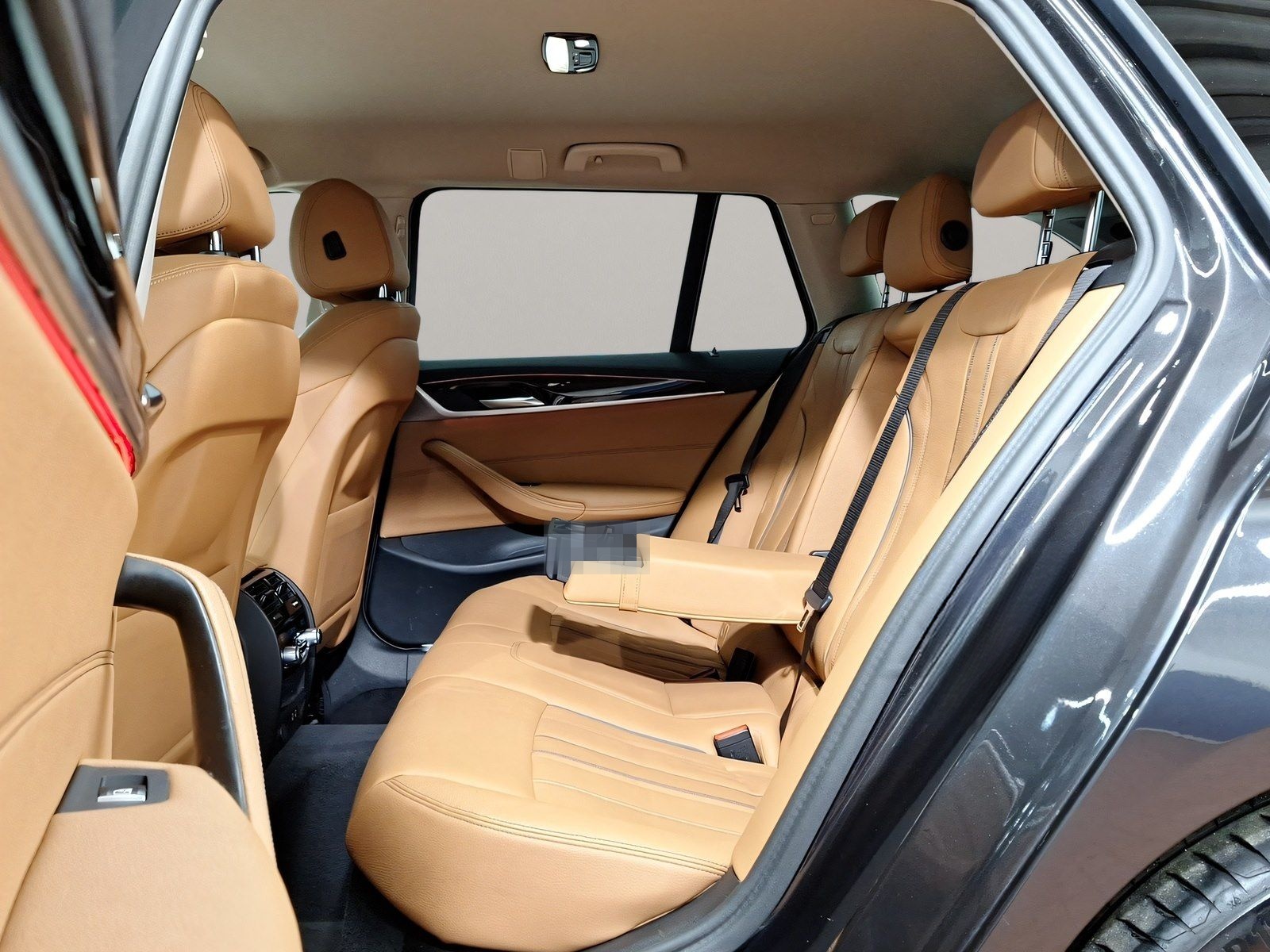 BMW 520d xDrive Touring AHK Driv.Assist.Prof Kamera foto 6