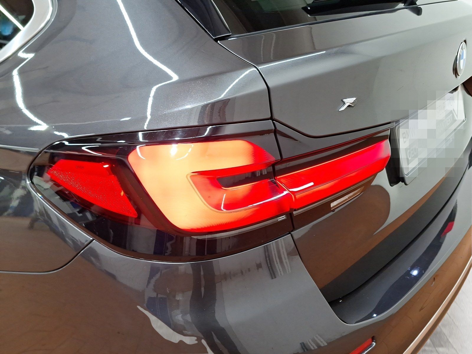 BMW 520d xDrive Touring AHK Driv.Assist.Prof Kamera foto 10