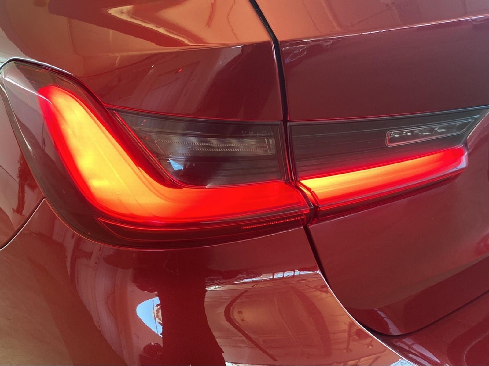 BMW 318d Touring M Sport Navi AHK Kamera Alarm foto 10