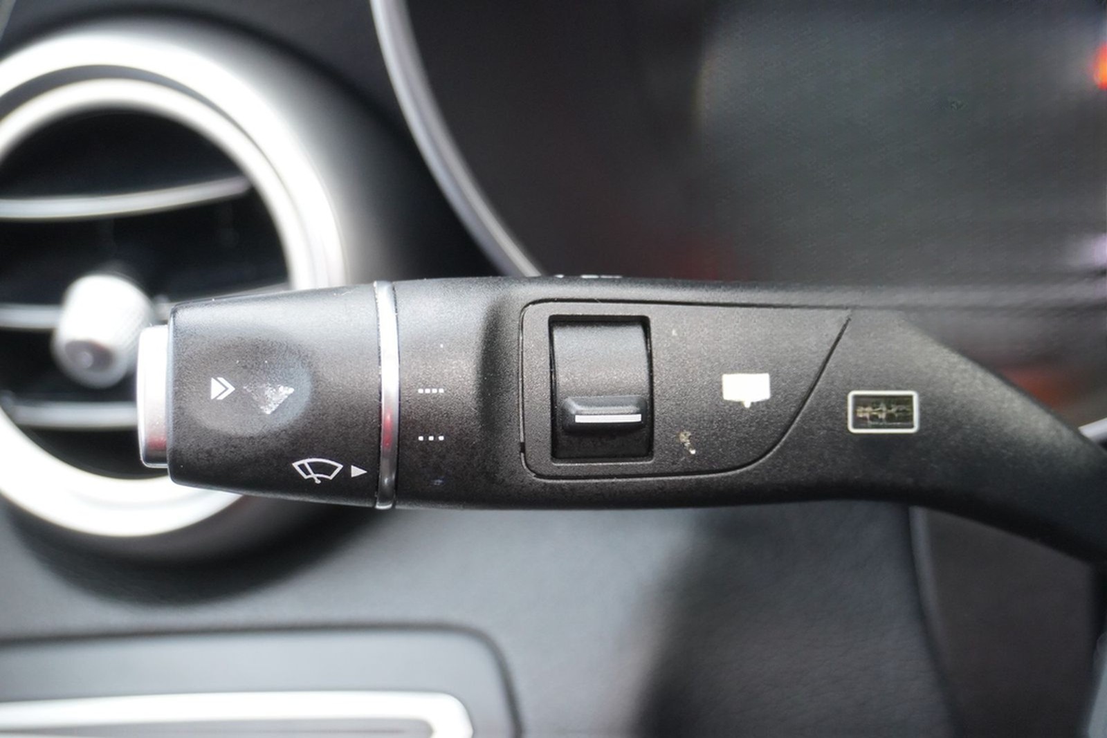Mercedes-Benz GLC 250 4Matic 7G-DCT LED Navi Panorama PDC USB foto 18
