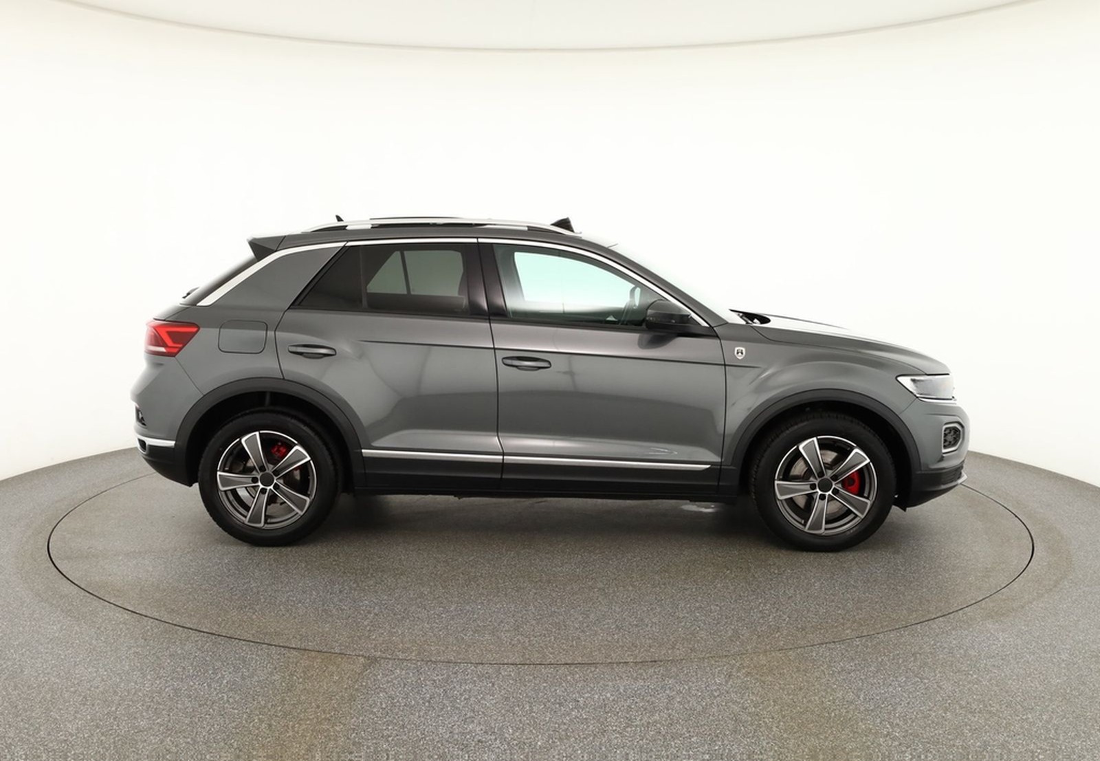Volkswagen T-Roc 1.5 TSI DSG Sport Panorama Standheizung foto 6