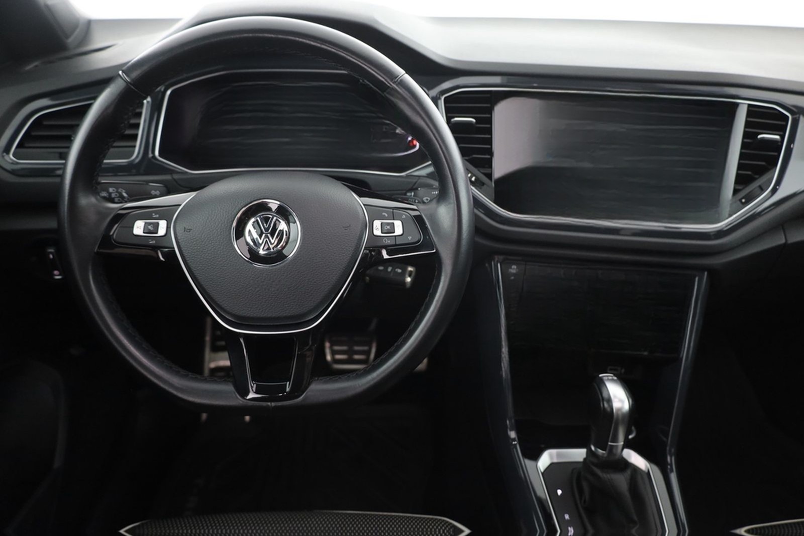 Volkswagen T-Roc 1.5 TSI DSG Sport Panorama Standheizung foto 10