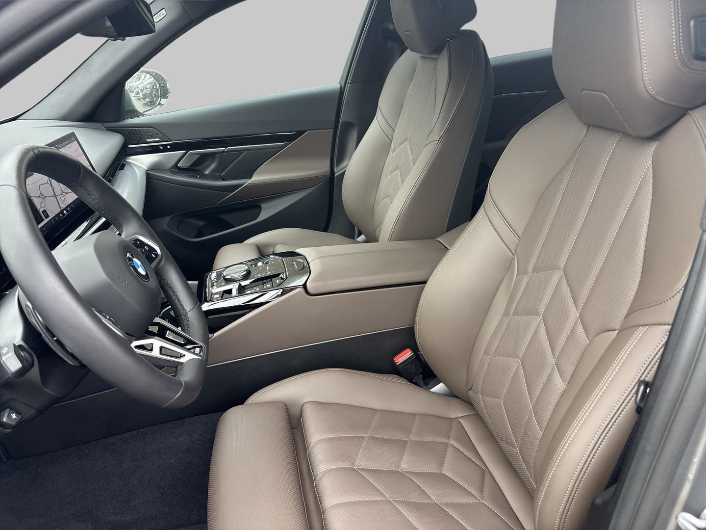 BMW 520 d Lim. M Sport LED HuD 360° ACC Iconic H/K foto 19