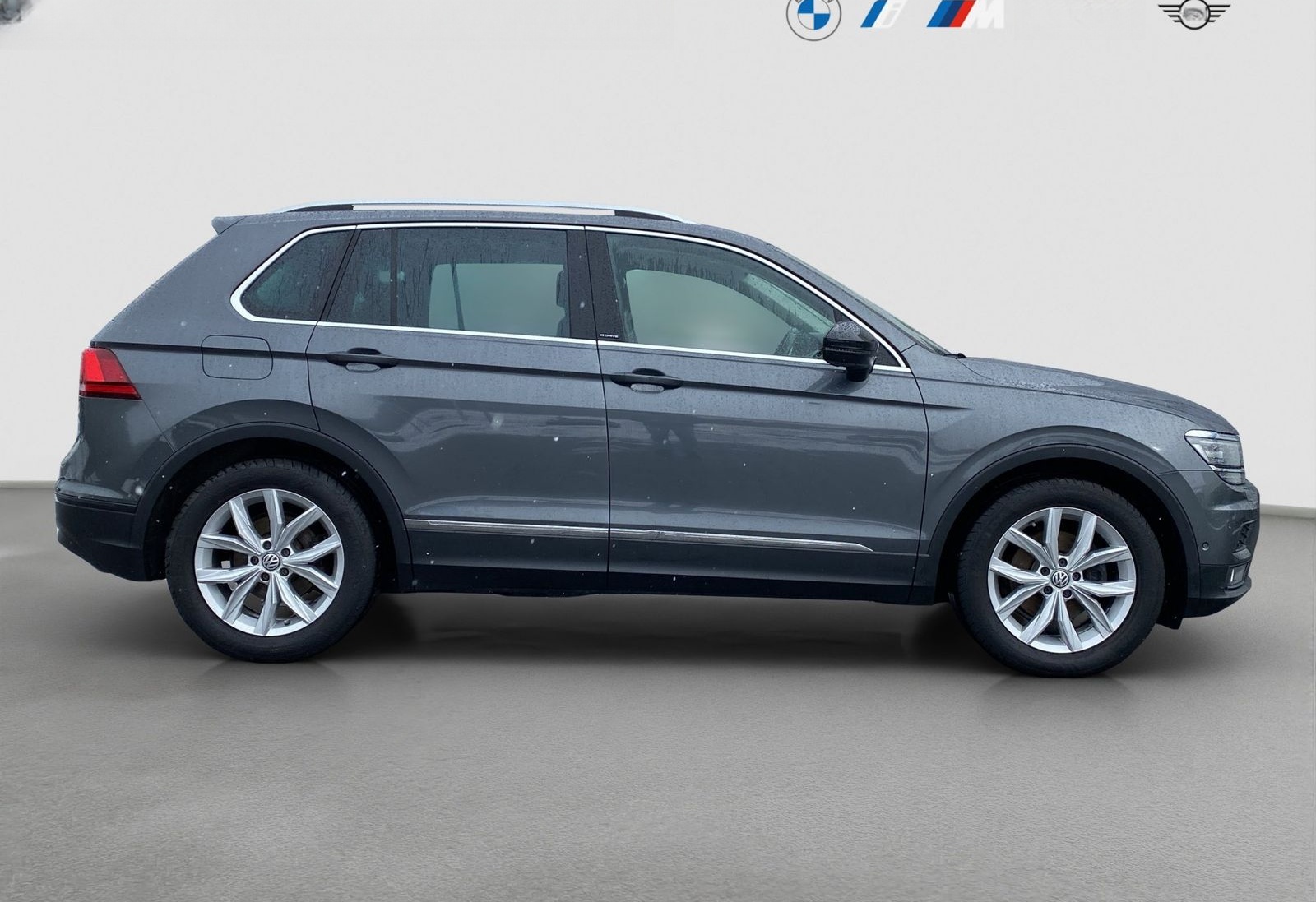 Volkswagen Tiguan 2.0 TDI SCR IQ.DRIVE ACC LED PanoSD AHK foto 7