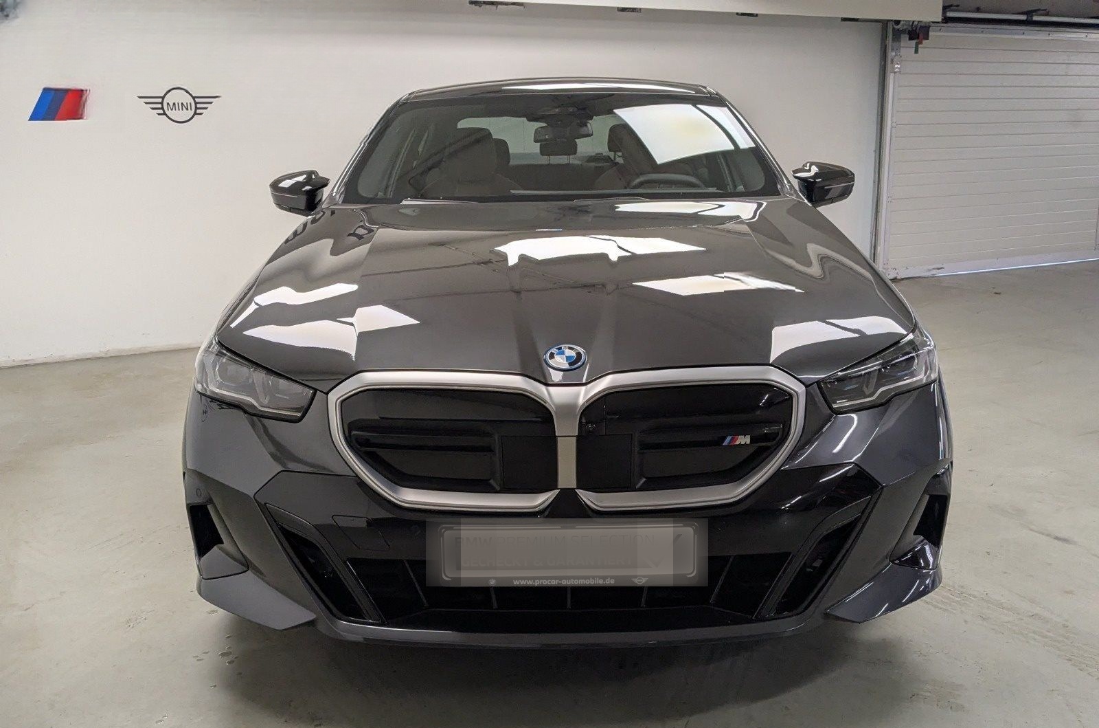 BMW i5 M60 xDrive Pano B&W DA Prof PA+ 20'' ACC 360° foto 4