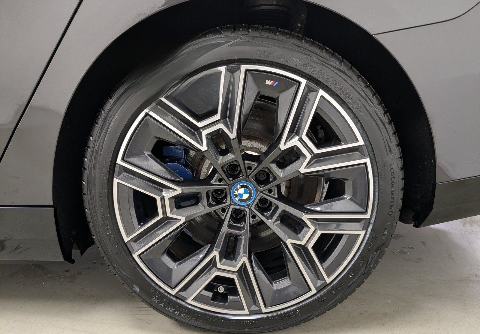 BMW i5 M60 xDrive Pano B&W DA Prof PA+ 20'' ACC 360° foto 10