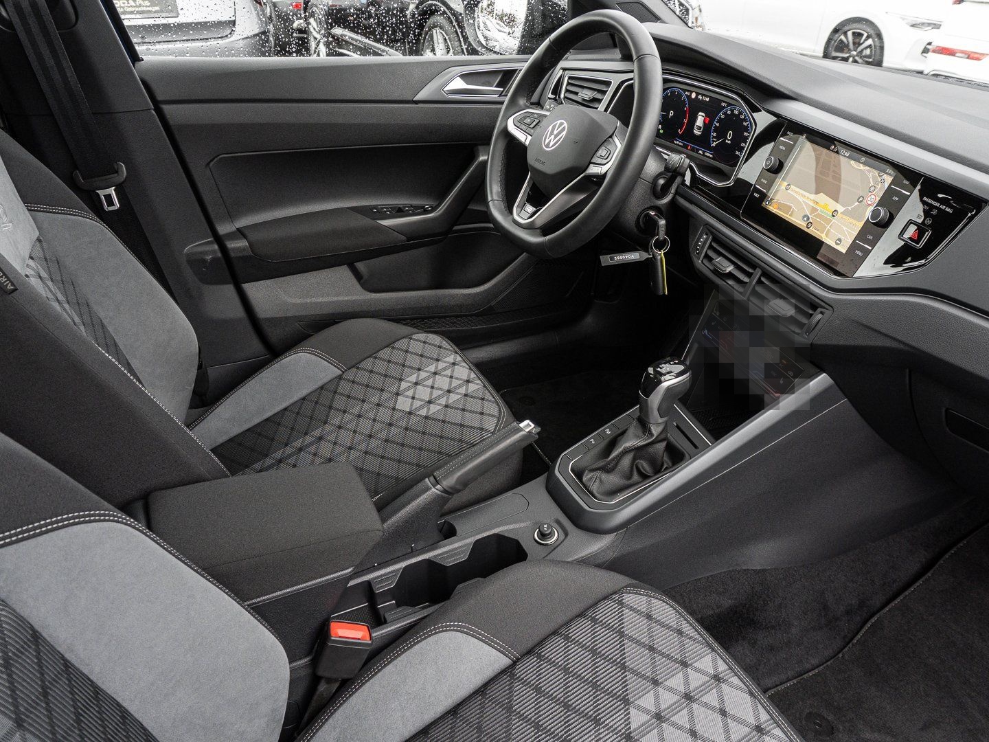 Volkswagen Taigo 1.5 TSI DSG R-Line foto 9