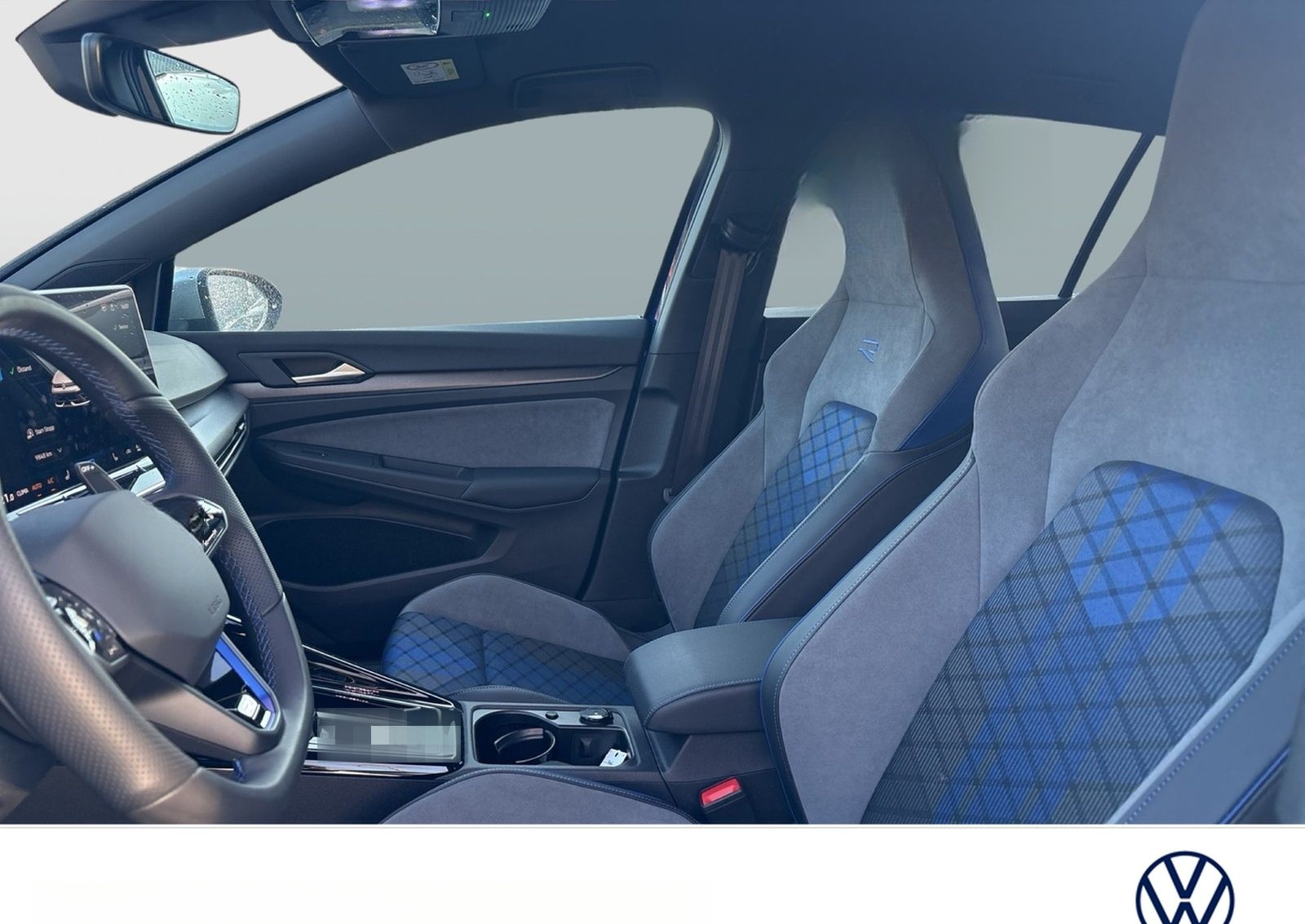Volkswagen Golf VIII 2.0 R 4X4 AKRAPOVIC CAM ACC LM18 NAVI foto 8