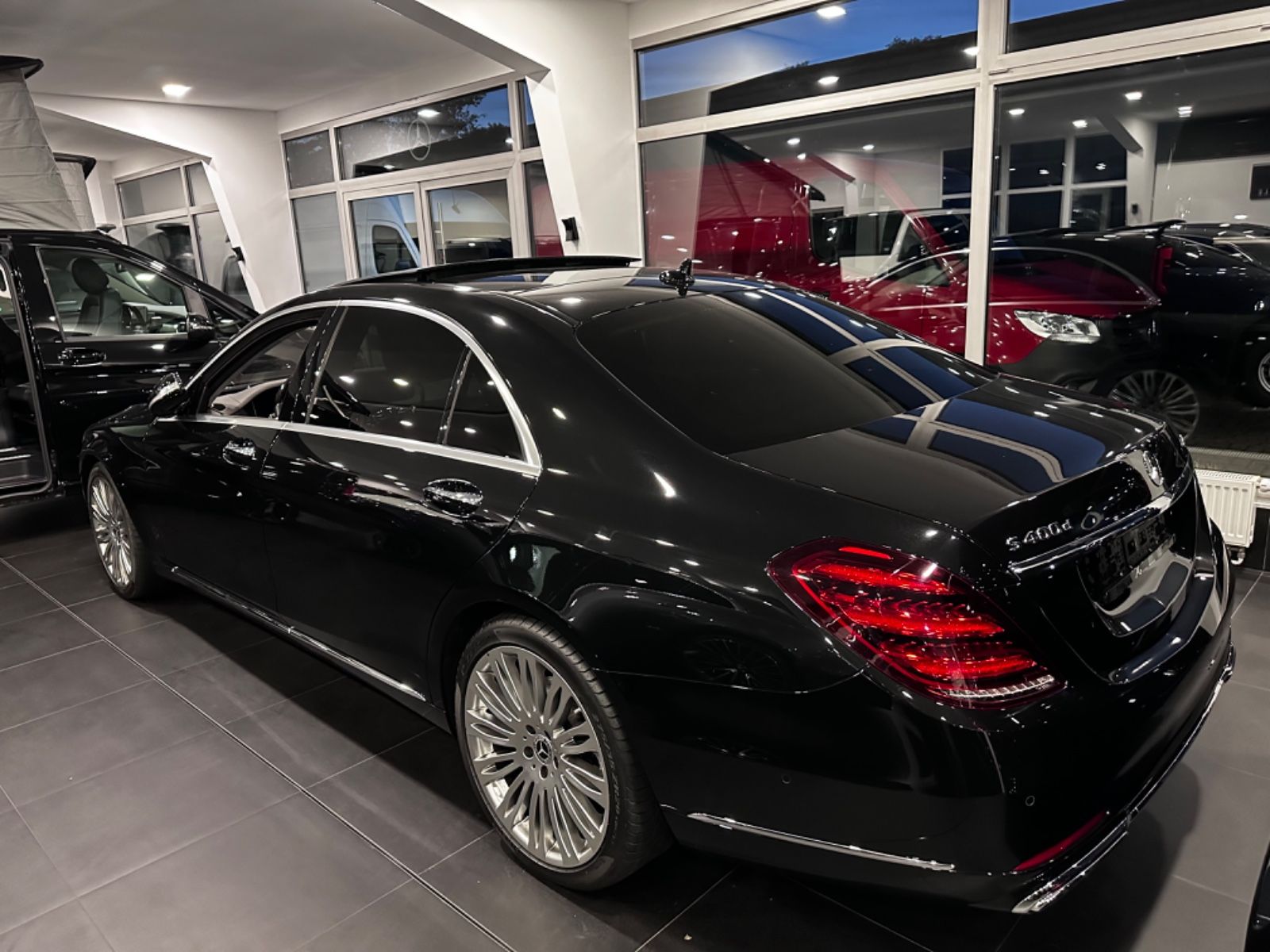 Mercedes-Benz S 400d 4Matic Lang*Head UP* NAPPA AMG *Panorama* foto 2