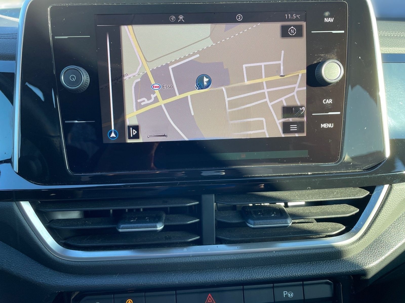 Volkswagen T-Roc 1.0 TSI R-Line *LED*KAMERA*NAVI*SITZH* foto 13
