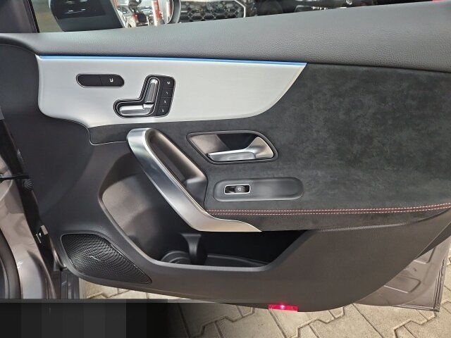 Mercedes-Benz A 220 d AMG Line/Distronic/Night/360°/Memory/ foto 24