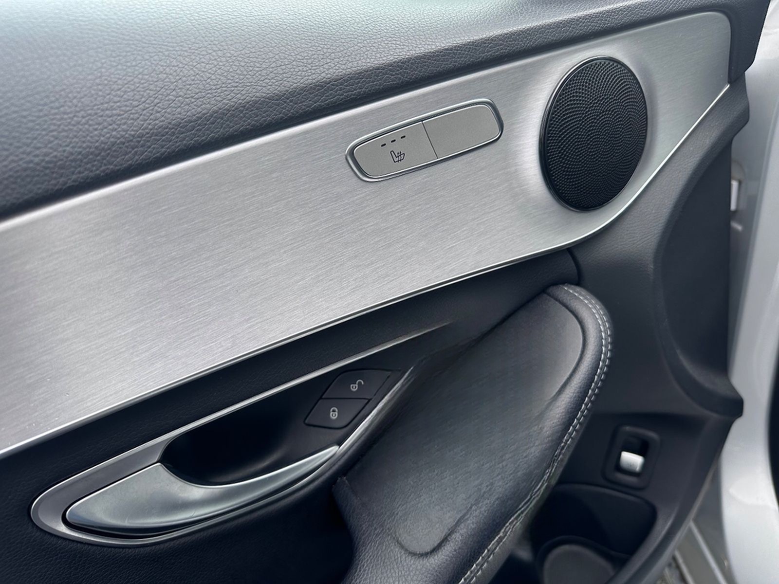 Mercedes-Benz C 300 T Avantgarde 7G/LED/NAVI/TOTWASS./eHECK foto 11
