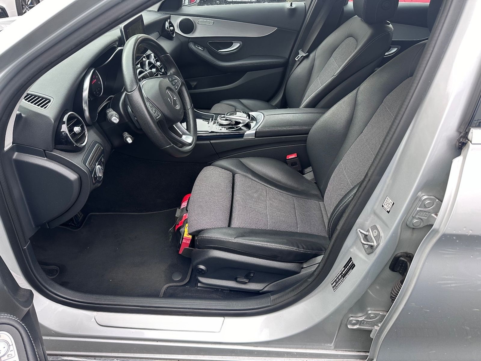 Mercedes-Benz C 300 T Avantgarde 7G/LED/NAVI/TOTWASS./eHECK foto 12