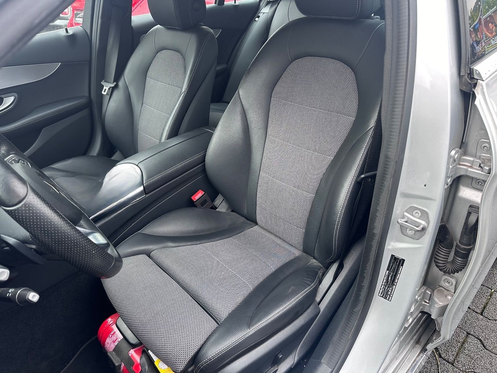 Mercedes-Benz C 300 T Avantgarde 7G/LED/NAVI/TOTWASS./eHECK foto 13