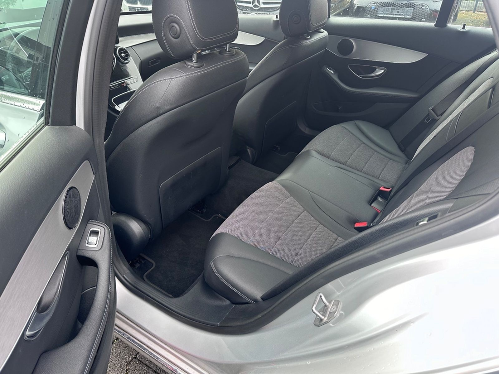 Mercedes-Benz C 300 T Avantgarde 7G/LED/NAVI/TOTWASS./eHECK foto 14