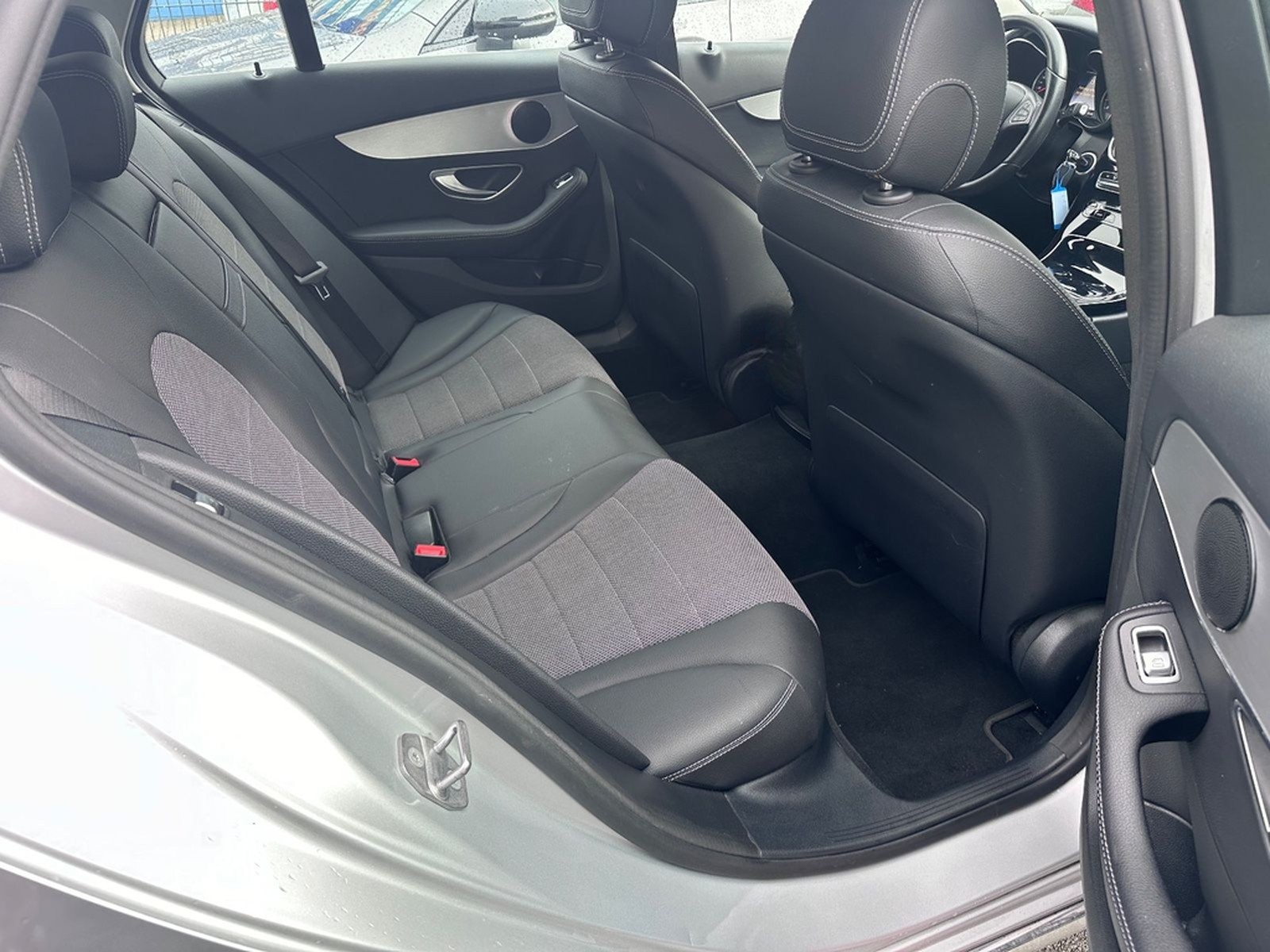 Mercedes-Benz C 300 T Avantgarde 7G/LED/NAVI/TOTWASS./eHECK foto 18