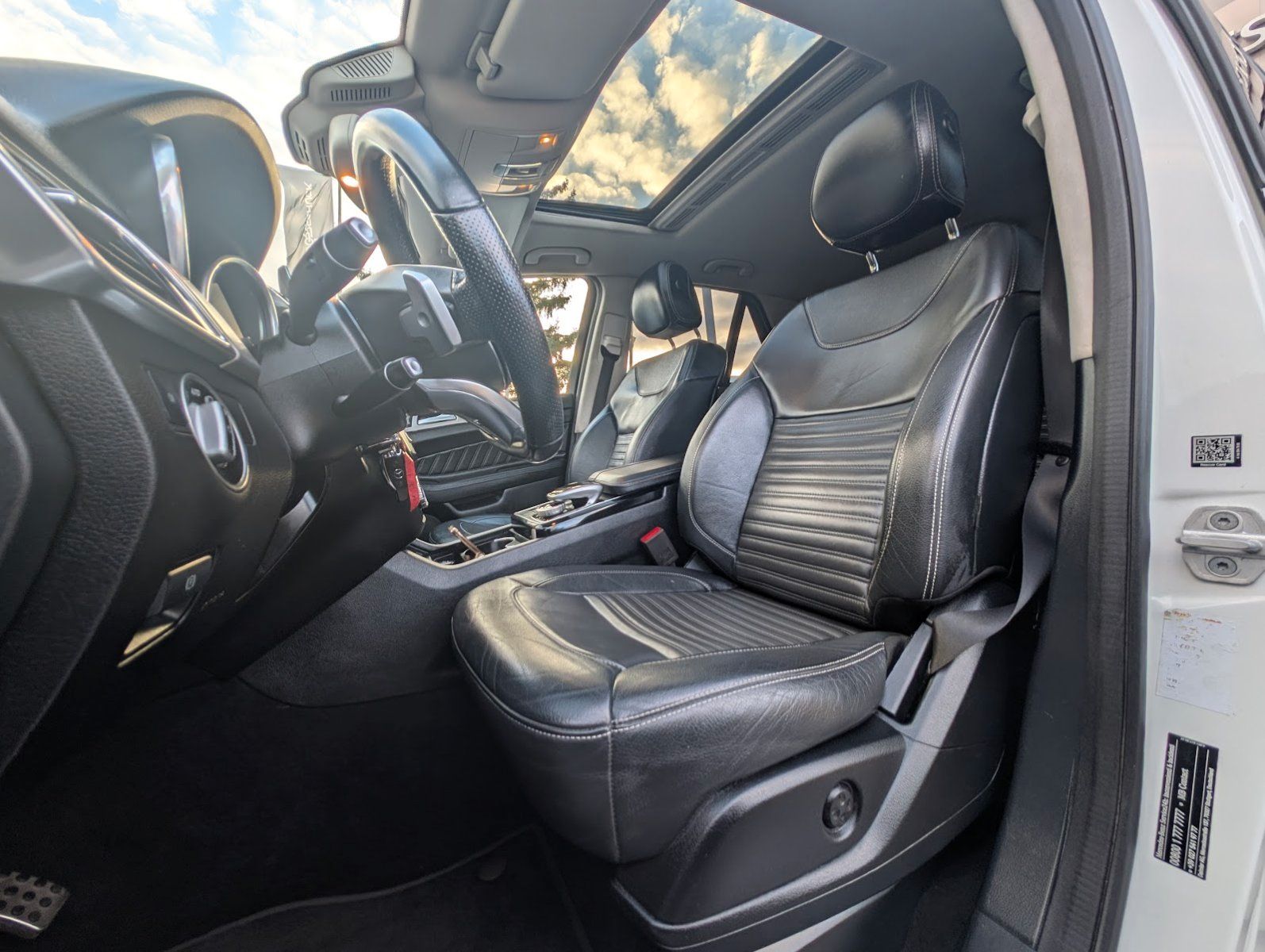 Mercedes-Benz GLE 350 d 4Matic AMG Line. PANO. 360°. AIRMATIC foto 12