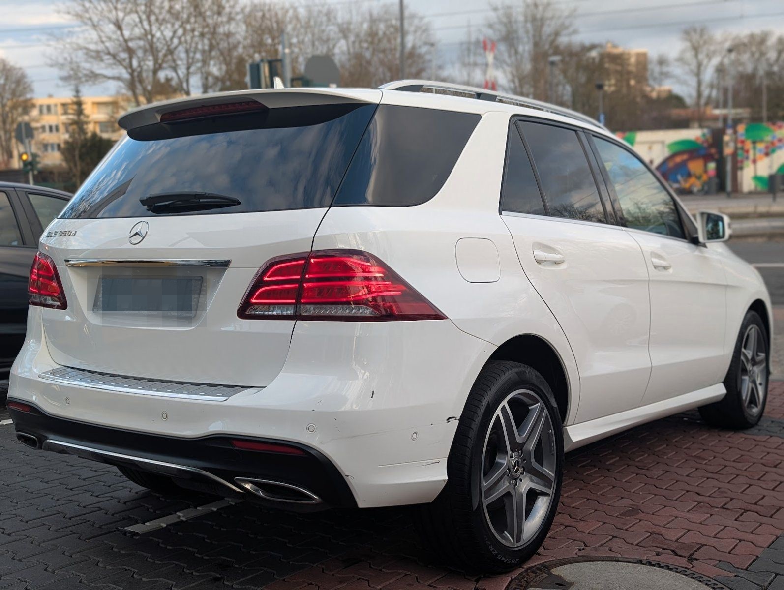 Mercedes-Benz GLE 350 d 4Matic AMG Line. PANO. 360°. AIRMATIC foto 5
