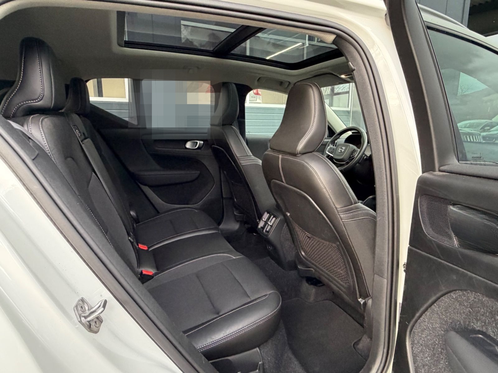 Volvo XC40 Momentum Pro*8-FACH*AHK*KAMERA*PDC*TOP foto 16