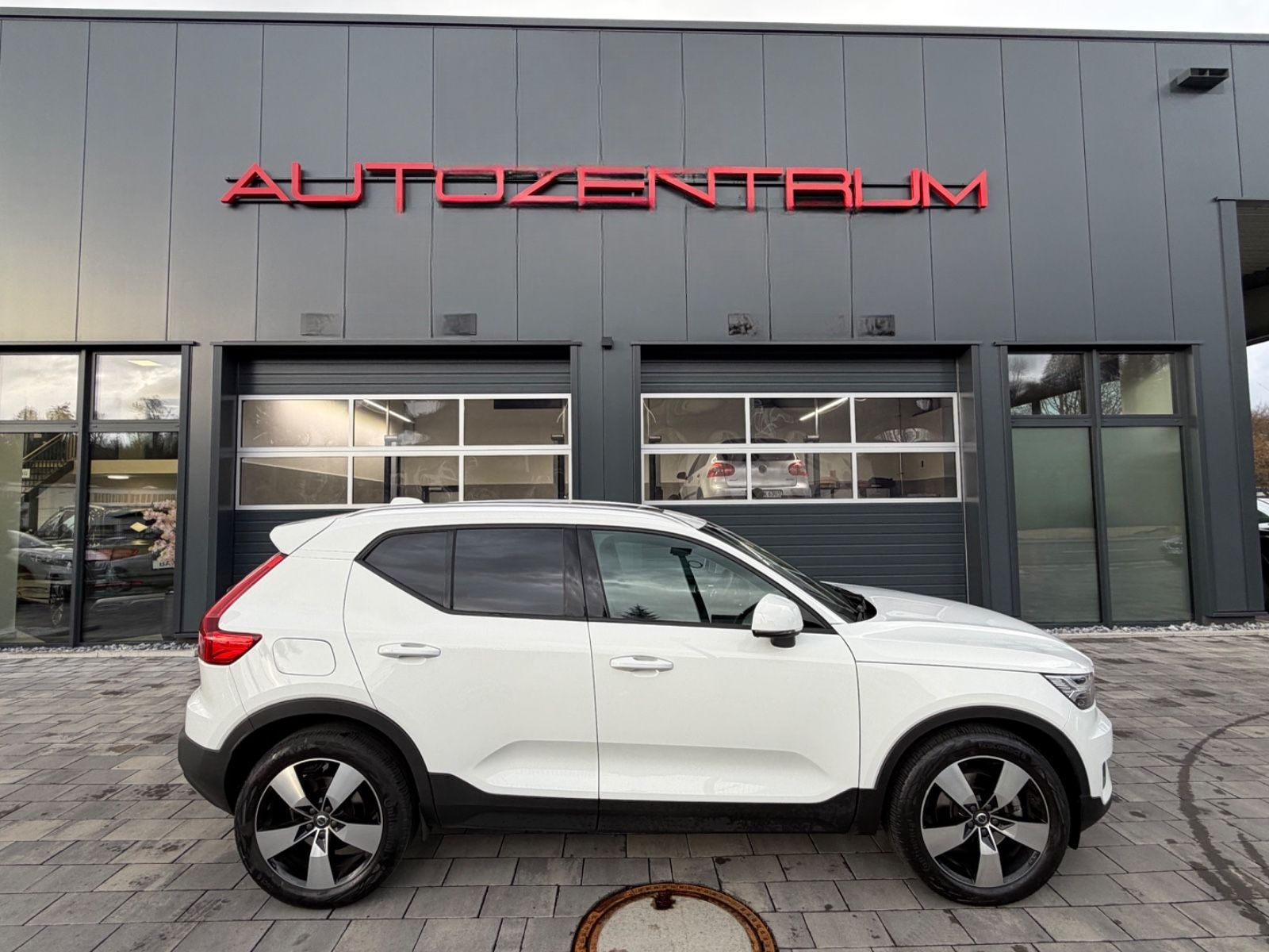 Volvo XC40 Momentum Pro*8-FACH*AHK*KAMERA*PDC*TOP foto 6