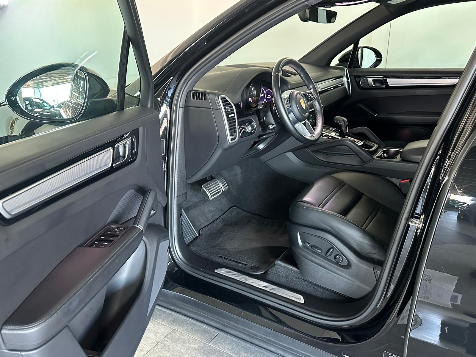 Porsche Cayenne S Platinum Edition Standheiz. LUFT PANO foto 13