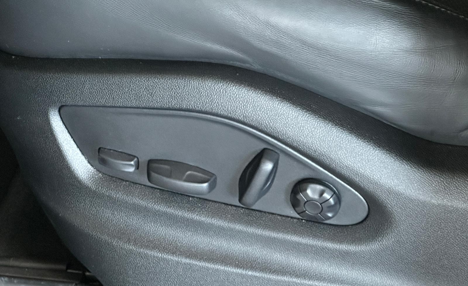 Porsche Cayenne S Platinum Edition Standheiz. LUFT PANO foto 24