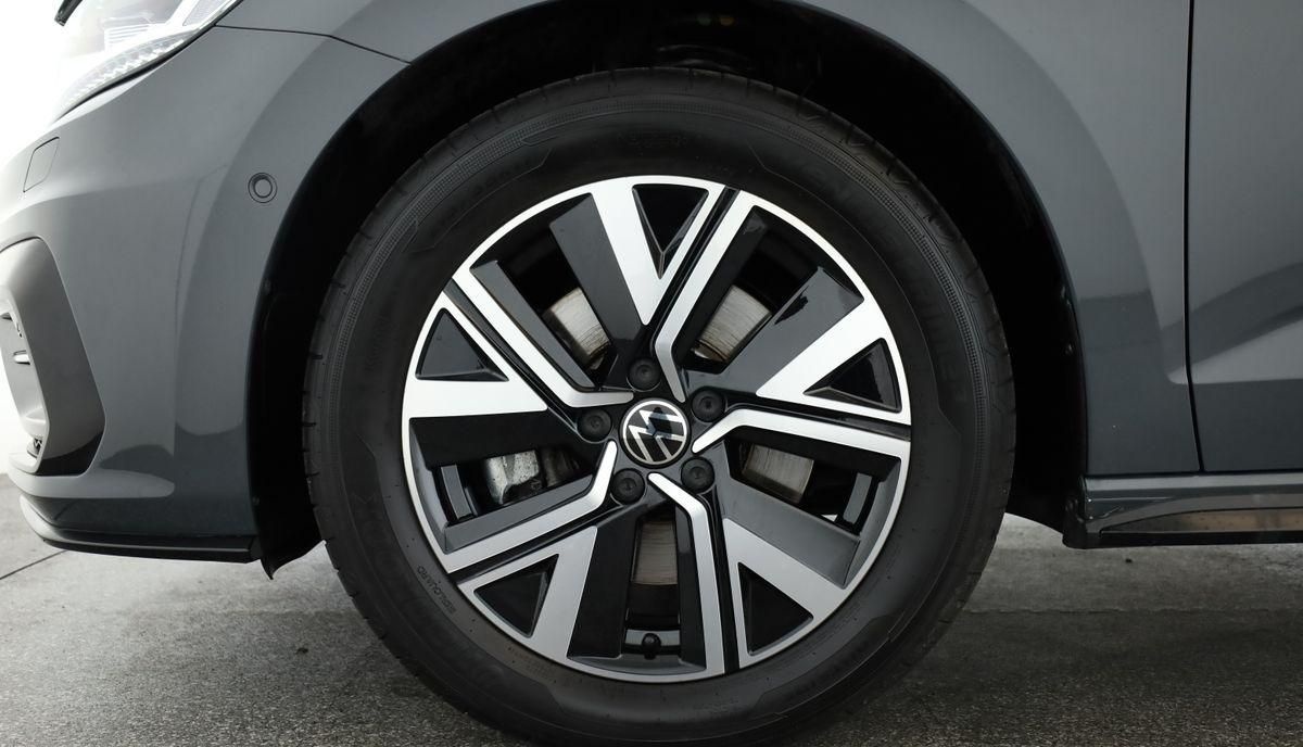 Volkswagen Touran 2.0 TDI DSG Highline R-Line 7 Pan Nav AHK foto 7