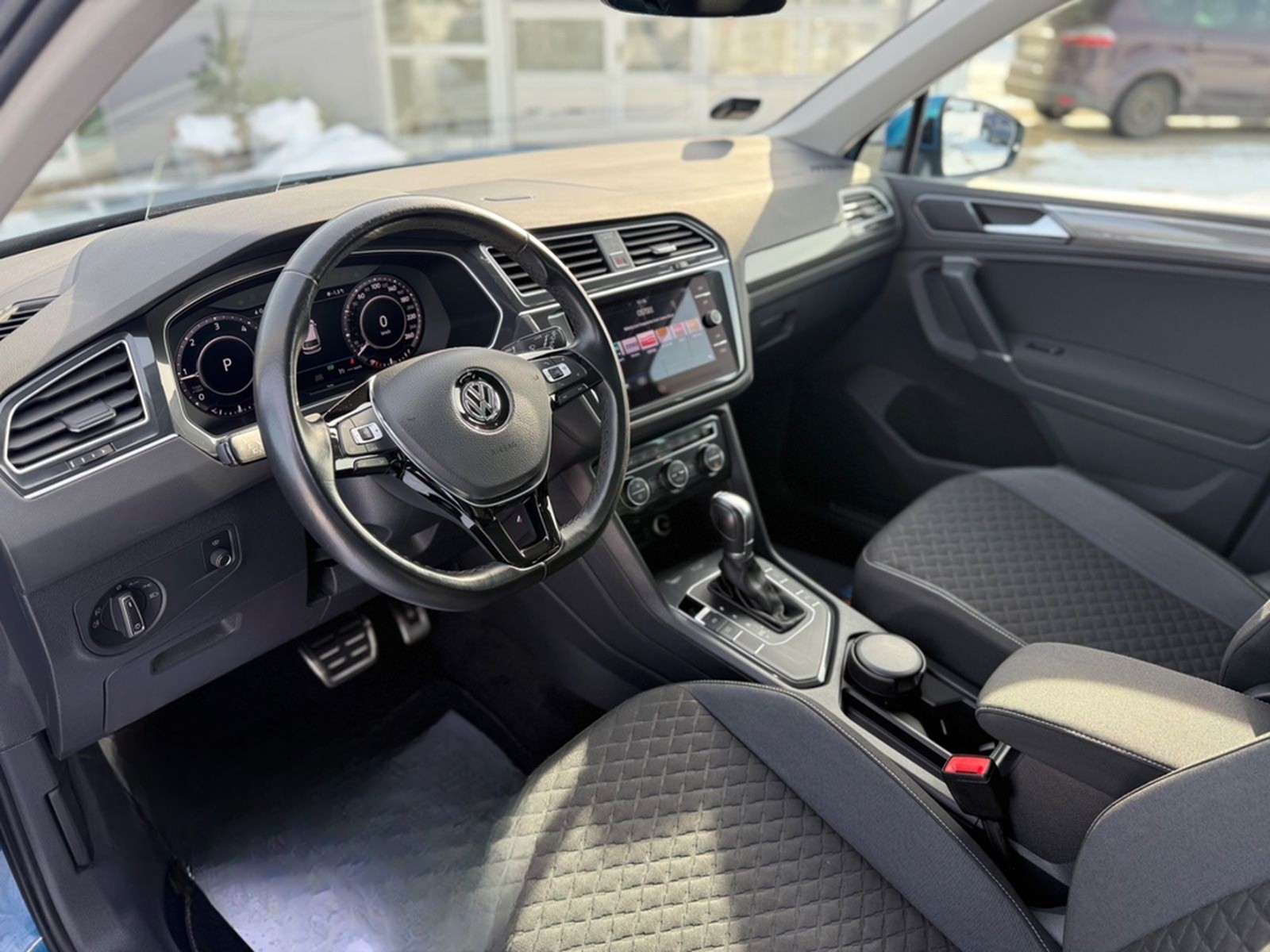 Volkswagen Tiguan Join *LED*NAVI*AHK*PDC* foto 24