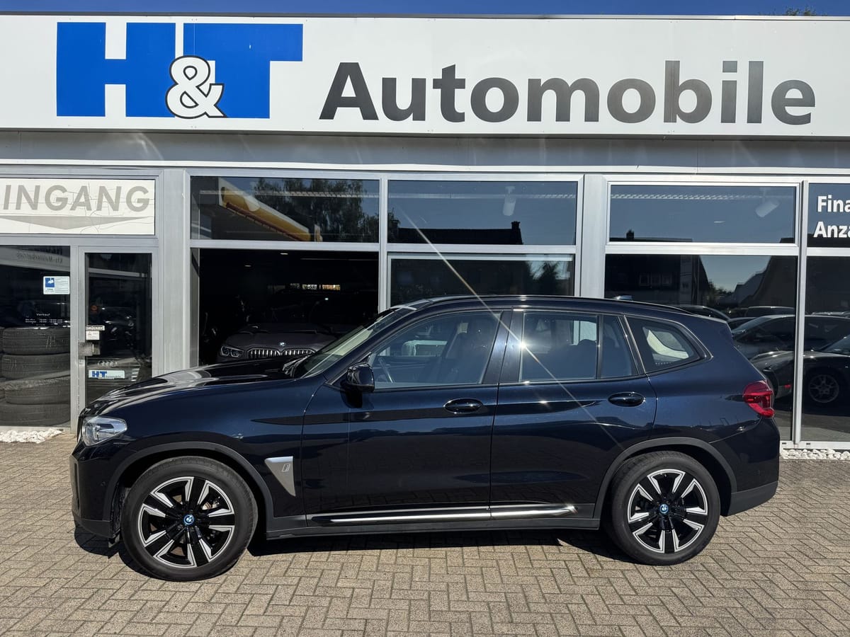 BMW iX3 Inspiring AHK/Shadow/Pano