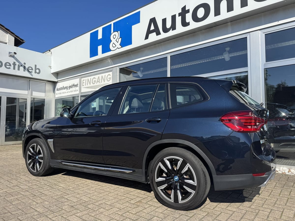 BMW iX3 Inspiring AHK/Shadow/Pano foto 3